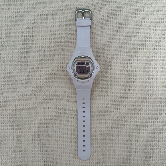 SOLD ON DEPOP - Baby-G G-Shock Watch - Light Pink, Water Resistant - Picture 3 of 8